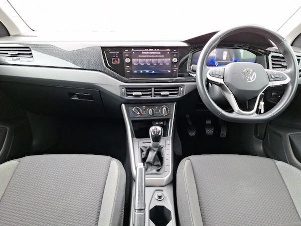 Used Volkswagen Polo 2023 for sale - 76199544: Photo 2