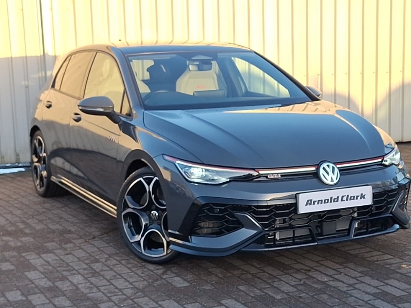 Used Volkswagen Golf 2025 for sale - 76911699: Photo 1