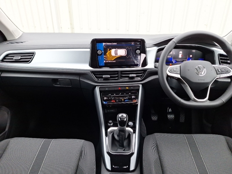 Used Volkswagen T-Roc 2025 for sale - 76465096: Photo 2