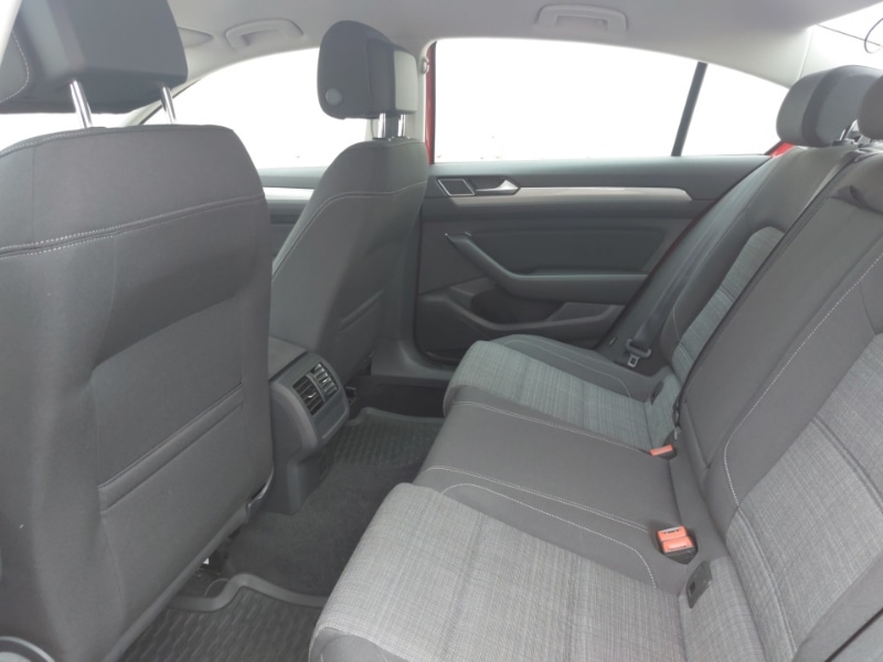 Used Volkswagen Passat 2020 for sale - 76397297: Photo 6