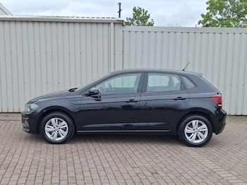 Used Volkswagen Polo 2019 for sale - 79101075: Photo