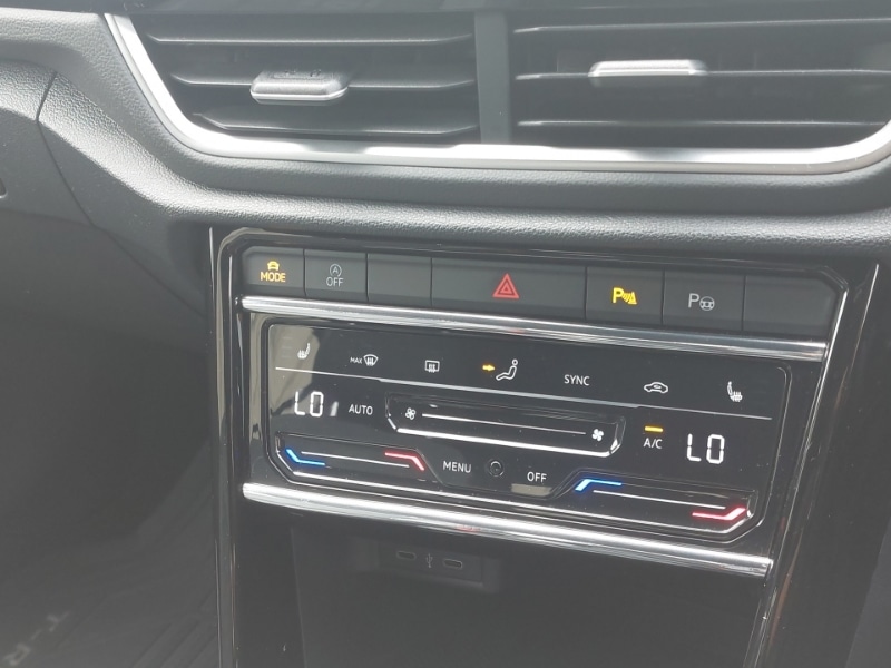 Used Volkswagen T-Roc 2022 for sale - 76321501: Photo 17
