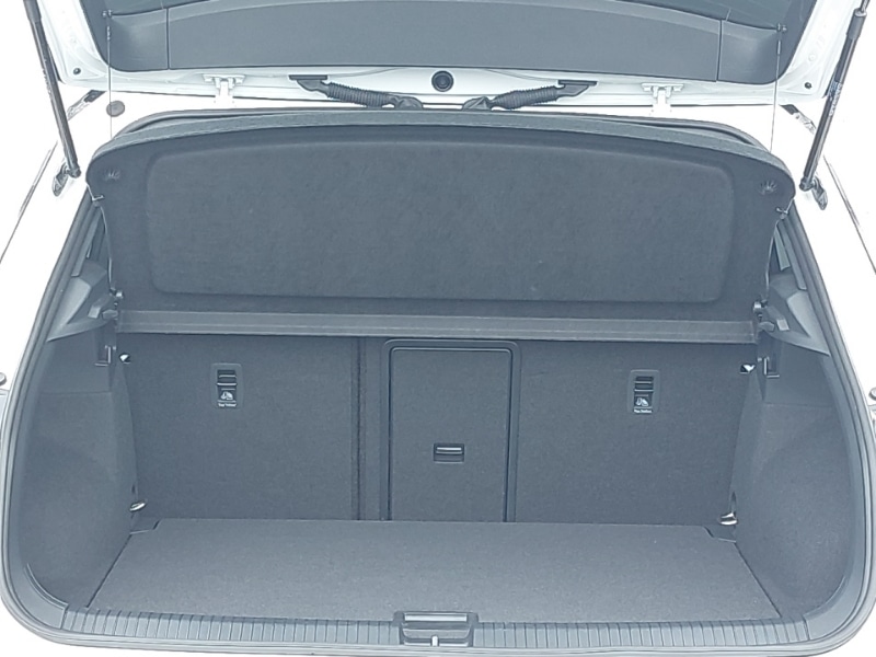 Used Volkswagen T-Roc 2022 for sale - 76321501: Photo 8