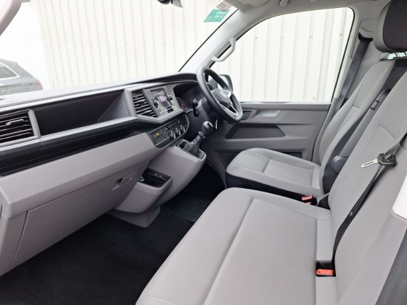 Used Volkswagen Transporter Shuttle 2024 for sale - 78032880: Photo 5