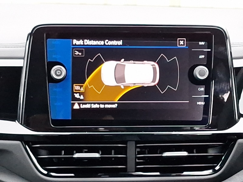 Used Volkswagen T-Roc 2025 for sale - 76450972: Photo 11