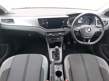 Used Volkswagen Polo 2019 for sale - 77343128: Photo