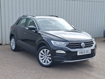 Used Volkswagen T-Roc 2019 for sale - 78498409: Photo