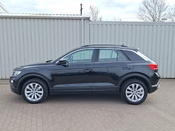 Used Volkswagen T-Roc 2019 for sale - 78498409: Photo
