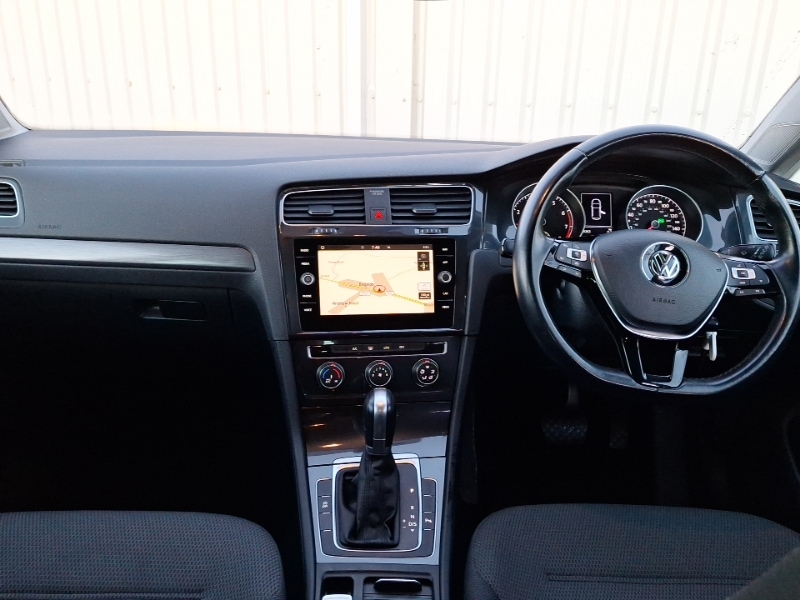 Used Volkswagen Golf 2019 for sale - 77223744: Photo 2