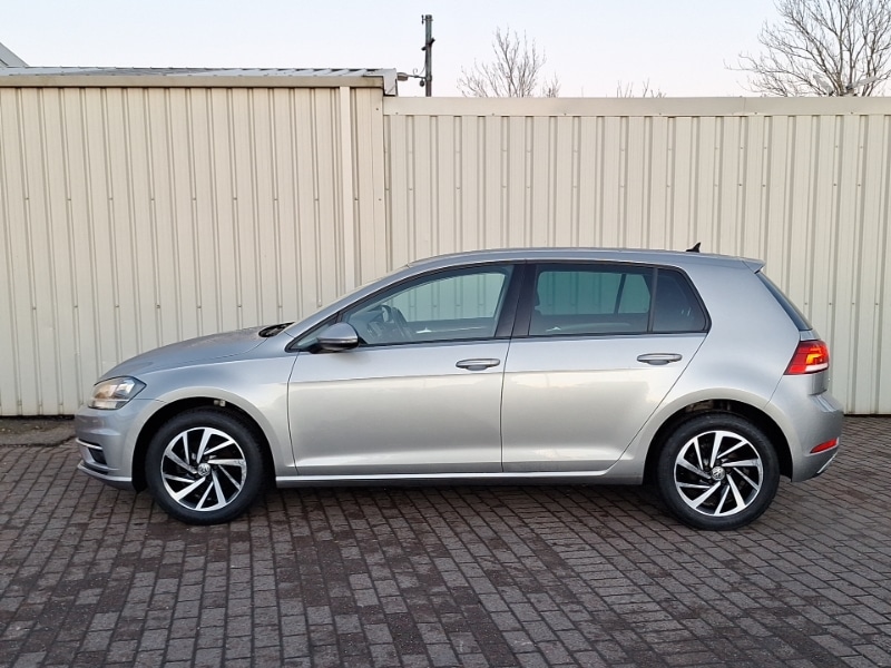 Used Volkswagen Golf 2019 for sale - 77223744: Photo 4