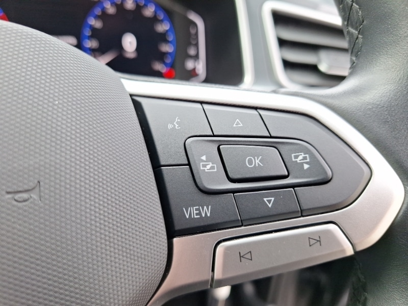 Used Volkswagen T-Roc 2023 for sale - 77644715: Photo 16