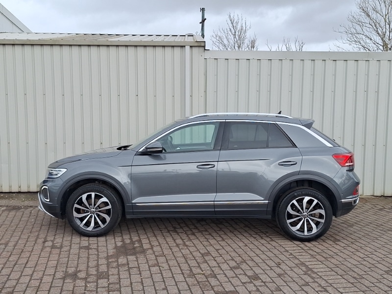 Used Volkswagen T-Roc 2023 for sale - 77644715: Photo 4