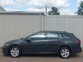 Used Volkswagen Golf 2024 for sale - 79291274: Photo