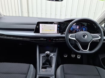 Used Volkswagen Golf 2022 for sale - 76120939: Photo 2