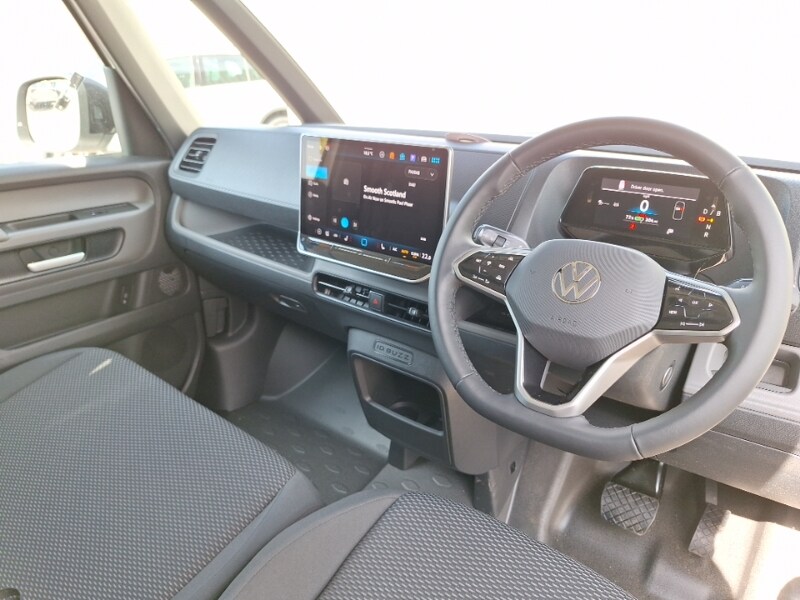 Used Volkswagen ID.Buzz 2024 for sale - 76230084: Photo 2