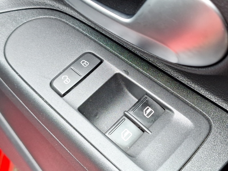 Used Volkswagen up! 2018 for sale - 77995720: Photo 13