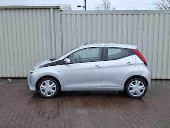 Used Toyota AYGO 2020 for sale - 76478664: Photo