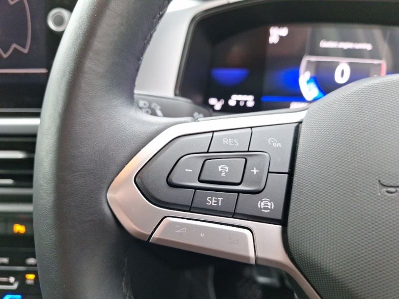 Used Volkswagen T-Roc 2023 for sale - 77012492: Photo 15