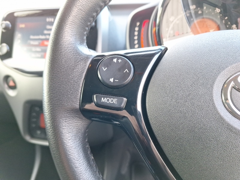 Used Toyota AYGO 2019 for sale - 76233550: Photo 14