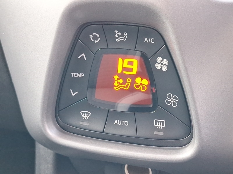 Used Toyota AYGO 2019 for sale - 76233550: Photo 17