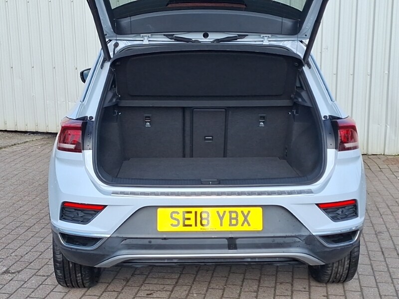 Used Volkswagen T-Roc 2018 for sale - 77964254: Photo 8