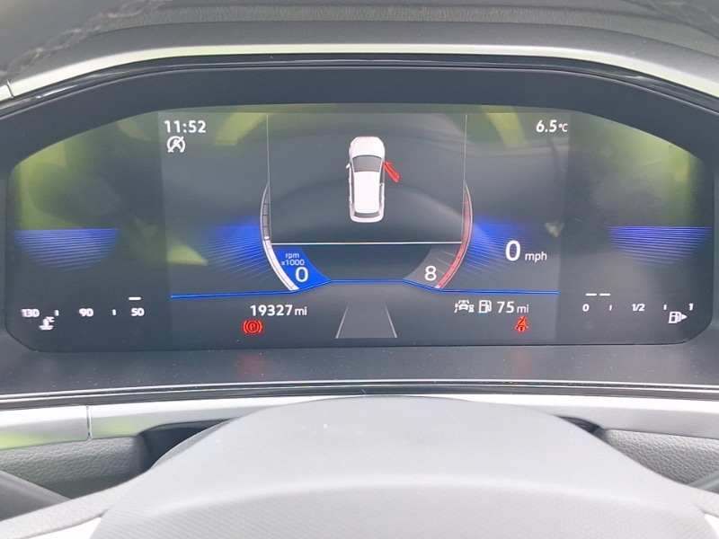 Used Volkswagen T-Roc 2023 for sale - 78146390: Photo 17