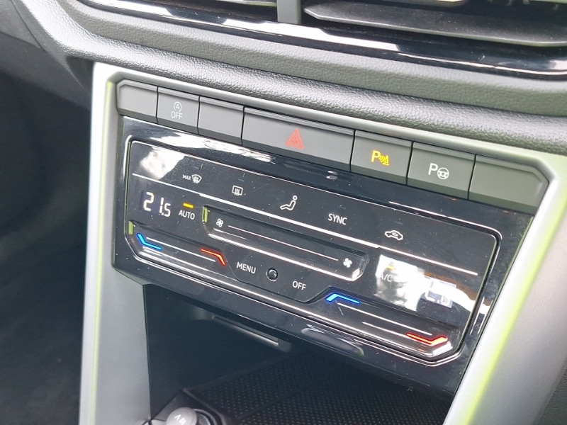 Used Volkswagen T-Roc 2023 for sale - 78146390: Photo 18