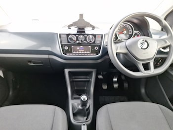 Used Volkswagen up! 2019 for sale - 77169099: Photo