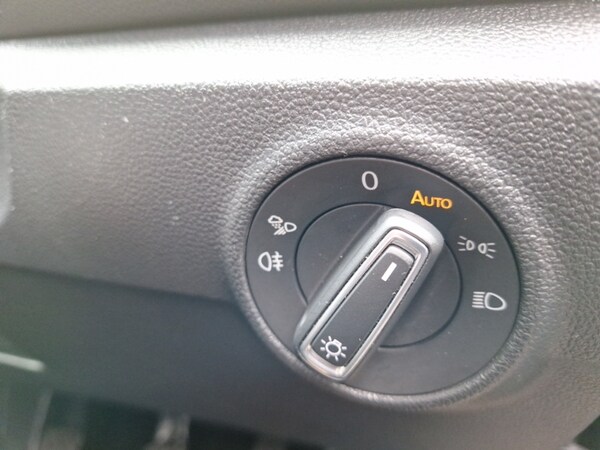 Used Volkswagen T-Roc 2024 for sale - 74868161: Photo 15