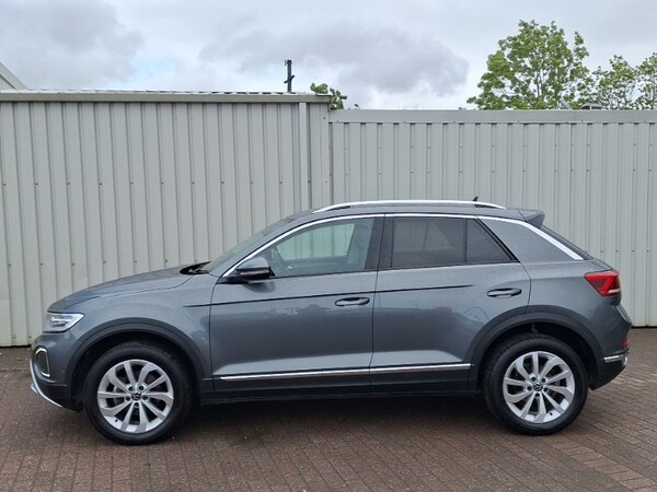 Used Volkswagen T-Roc 2024 for sale - 74868161: Photo 4