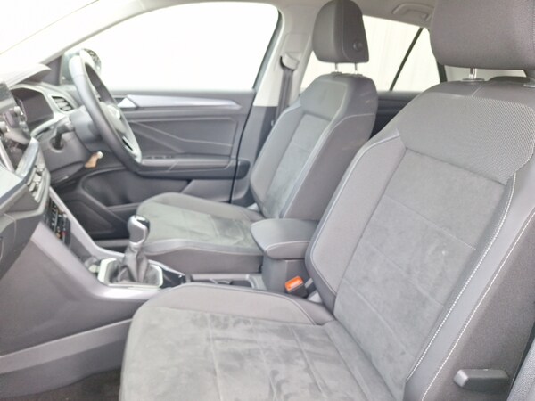 Used Volkswagen T-Roc 2024 for sale - 74868161: Photo 5
