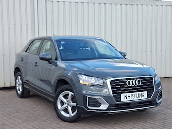 Audi - Q2