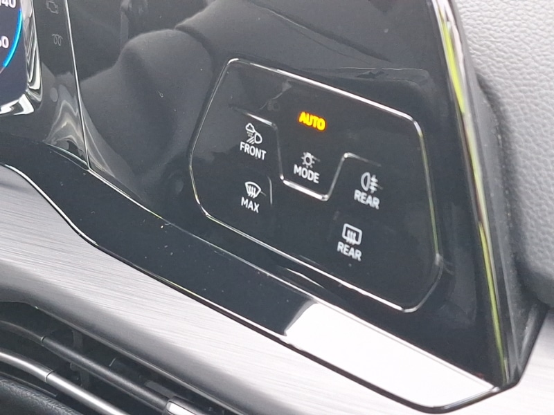 Used Volkswagen Golf 2021 for sale - 76407933: Photo 14