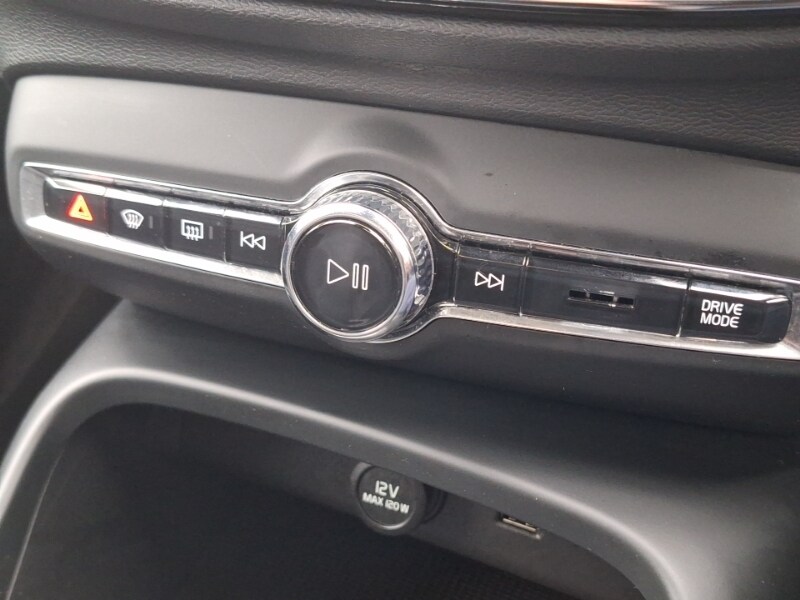 Used Volvo XC40 2018 for sale - 76543402: Photo 18