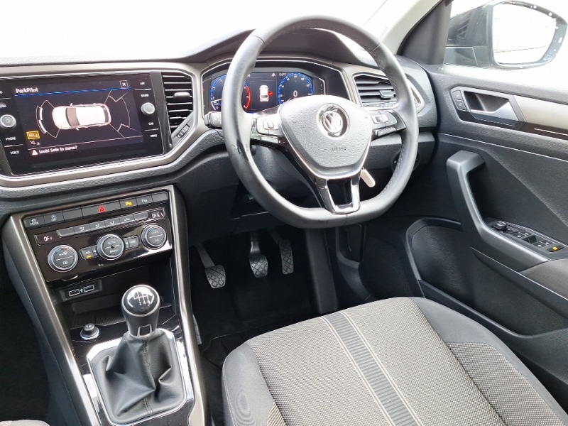 Used Volkswagen T-Roc 2018 for sale - 76407935: Photo 10