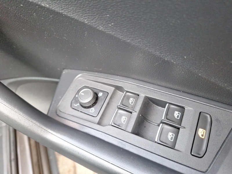 Used Volkswagen T-Roc 2018 for sale - 76407935: Photo 14