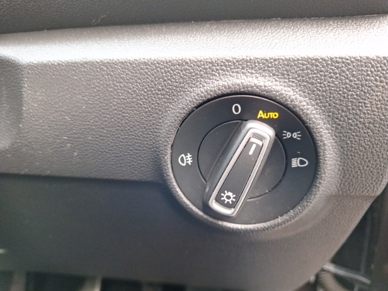 Used Volkswagen T-Roc 2018 for sale - 76407935: Photo 15