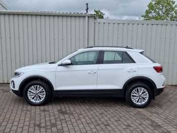 Used Volkswagen T-Roc 2023 for sale - 74798145: Photo