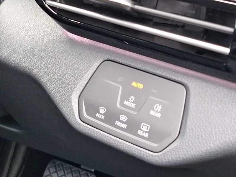 Used Volkswagen ID.4 2025 for sale - 76816235: Photo 14