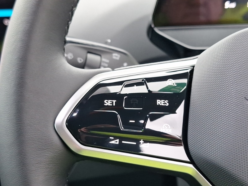 Used Volkswagen ID.4 2025 for sale - 76816235: Photo 15