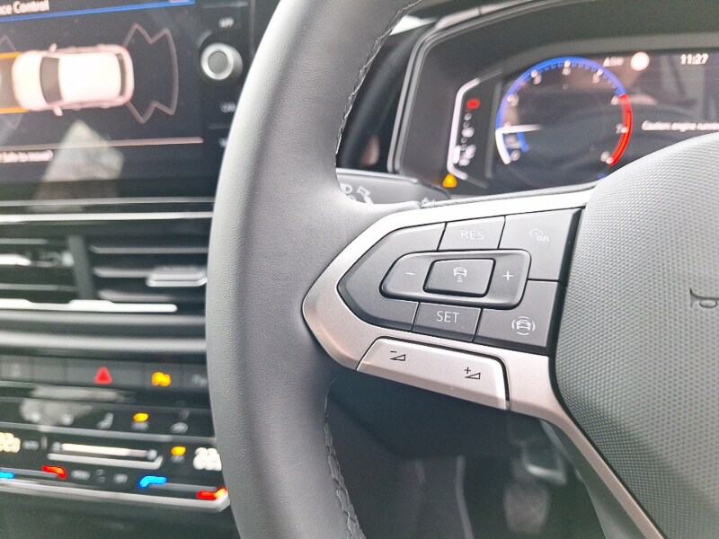 Used Volkswagen T-Roc 2025 for sale - 76543601: Photo 13