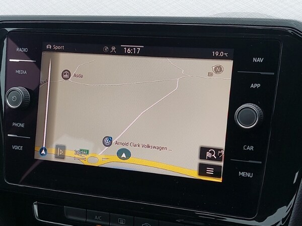 Used Volkswagen Passat 2020 for sale - 75424402: Photo 10