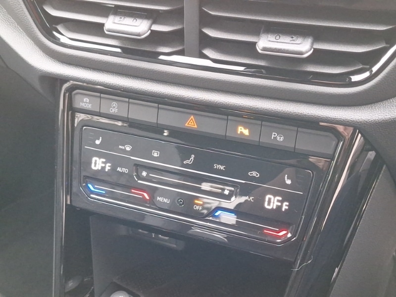 Used Volkswagen T-Roc 2025 for sale - 76465081: Photo 17