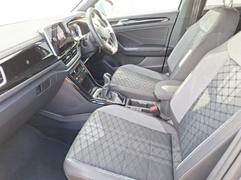 Used Volkswagen T-Roc 2022 for sale - 76052700: Photo 5