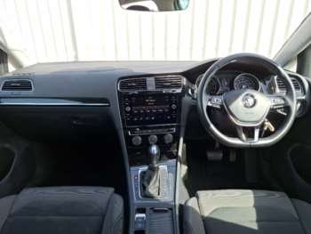 Used Volkswagen Golf 2018 for sale - 74348207: Photo