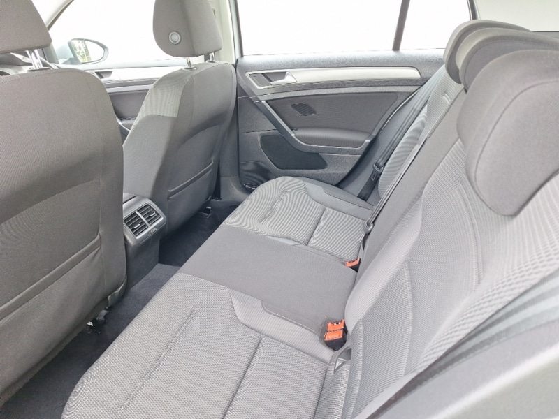 Used Volkswagen Golf 2017 for sale - 78202815: Photo 6