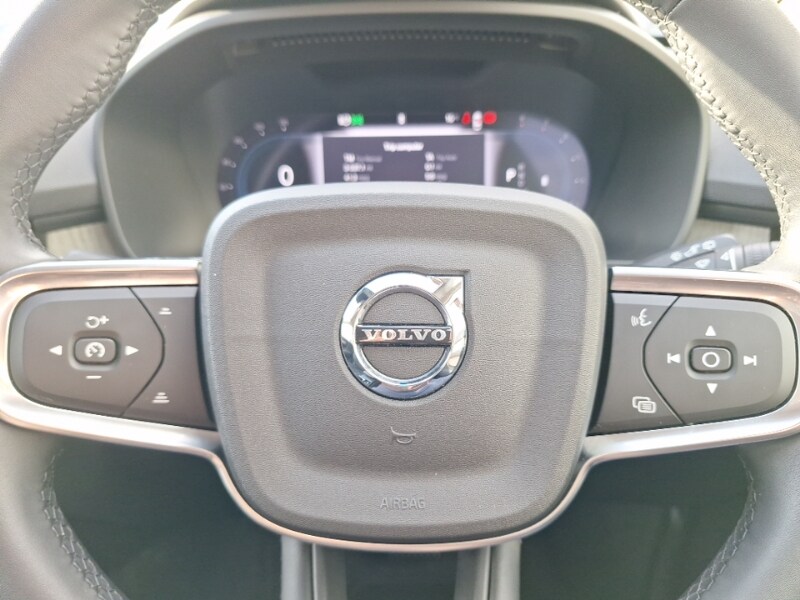 Used Volvo XC40 2024 for sale - 77433438: Photo 17