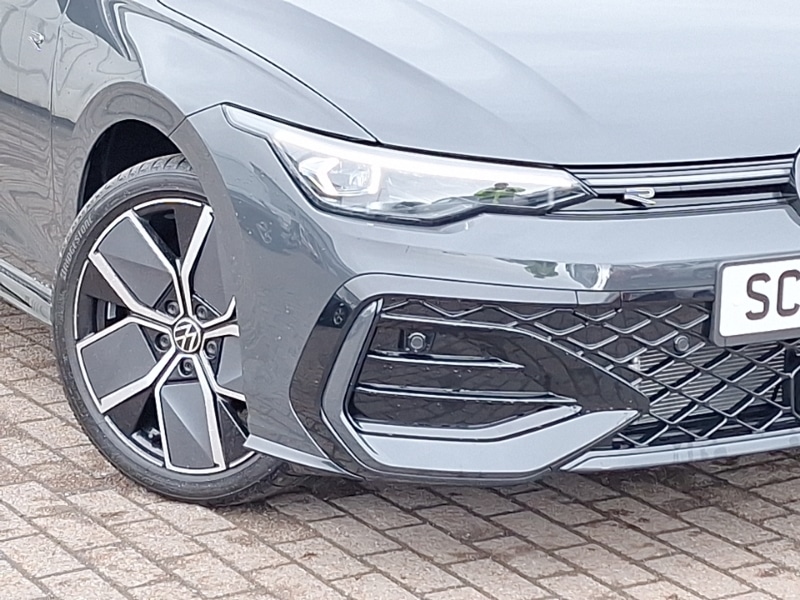 Used Volkswagen Golf 2025 for sale - 77947843: Photo 9