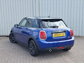 Used MINI Hatch 2019 for sale - 79513856: Photo