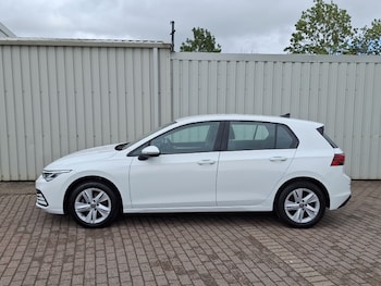 Used Volkswagen Golf 2020 for sale - 75640622: Photo